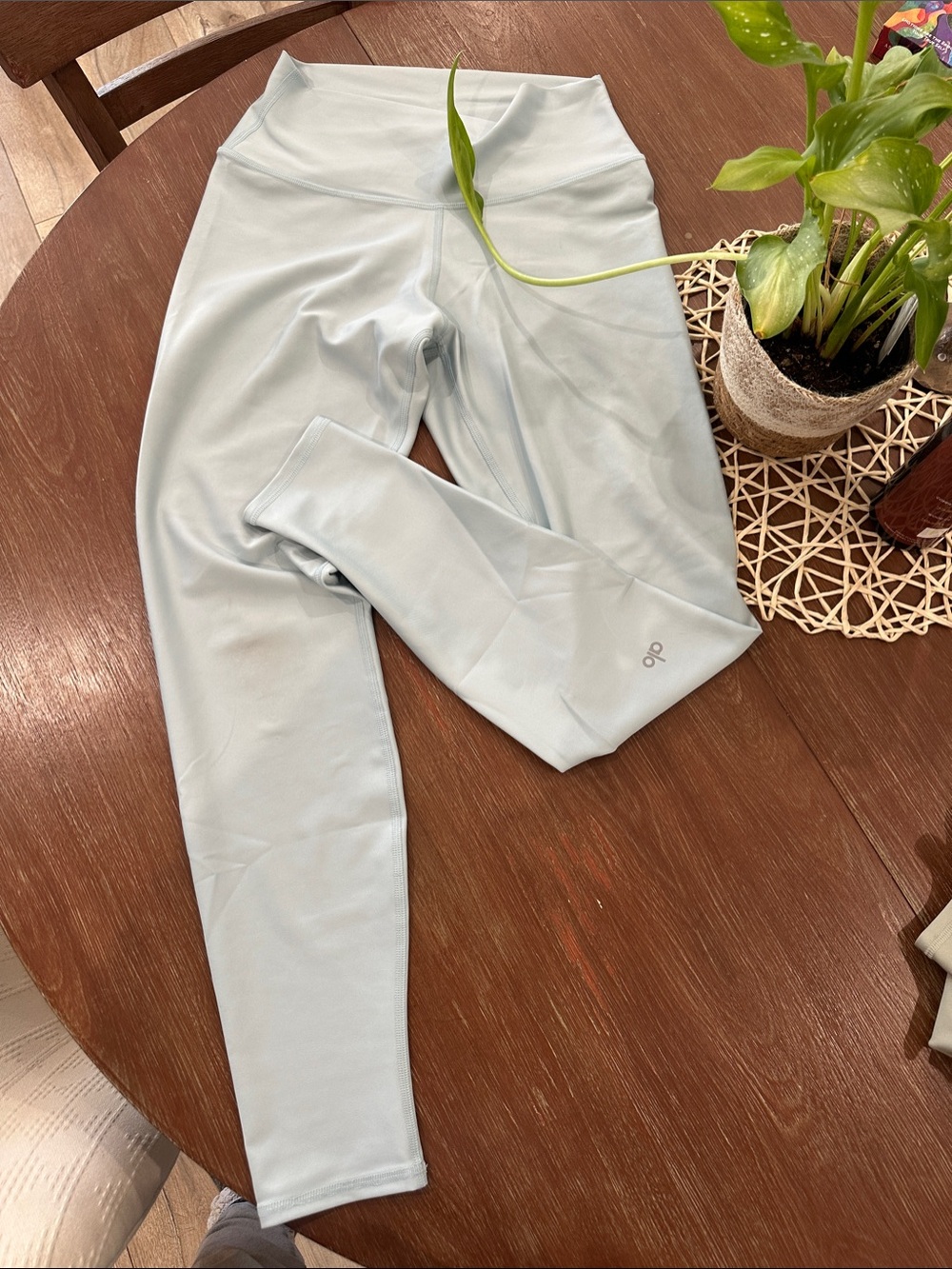 ALO 7/8 High-Waist Airlift Legging size Large